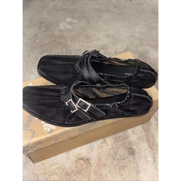 Free People™ Women's  Gemini Ballet Flats in Black - Picture 7 of 8